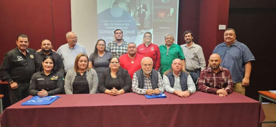 Llevan a cabo combate frontal contra las adicciones, por medio de la capacitación y certificación, la UDC de Veracruz y el CONACON