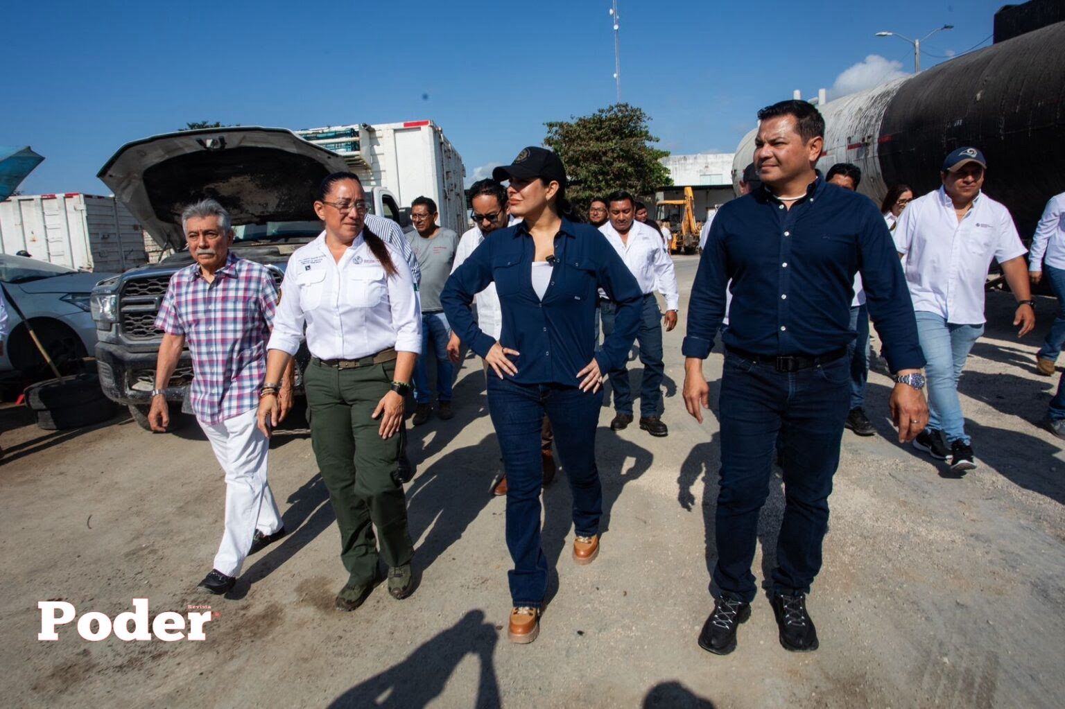 GOBIERNO QUE ENCABEZA ESTEFANIA MERCADO REHABILITA MÁS DE 4800 LUMINARIAS EN PLAYA DEL CARMEN