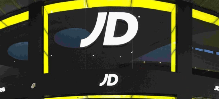 JD Sports gana un 12% menos en 2024 pese a incrementar sus ventas