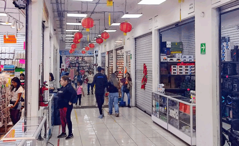 Chinos piratean sello de “Hecho en México” para su mercancía, acusan comerciantes del Centro Histórico