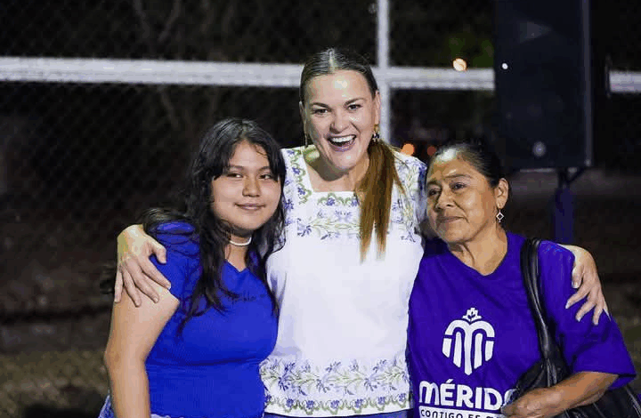 CECILIA PATRÓN IMPULSA EL EMPODERAMIENTO FEMENINO Y LA NO VIOLENCIA EN COMISARÍAS DE MÉRIDA